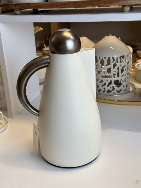 تيرموس قهوة ابيض  غطاء فضي لتر